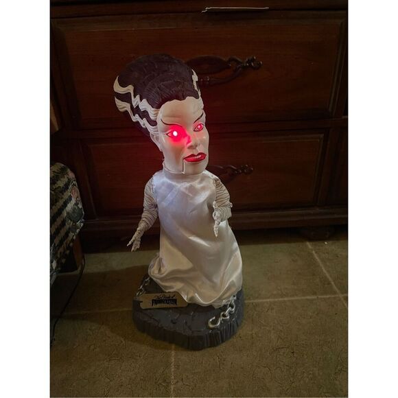 Universal Studios Monsters Bride of Frankenstein Vintage Animated Gemmy Big Head - Picture 14 of 16